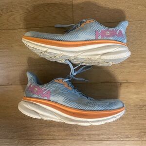 Hoka - Clifton 9 - size 10.5